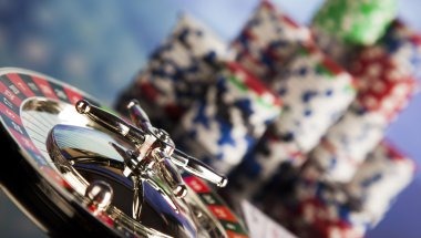 Live dealer table at sobat geming showing blackjack and roulette options